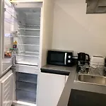 Modern Apartment Near Bullring